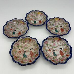 Vintage Japanese Geisha Hand Painted Gilt Scalloped Edge Small Bowls Set of Five